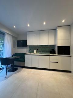 Cosy apartment with shared pool and garden - 5