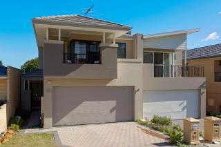 Cozy 3-Bed Townhouse in Palmyra - Perfect for Families - Bicton - 9
