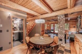 Snowline Cabin 81 - Hot Tub - Wifi - Pets Ok - Glacier - 6