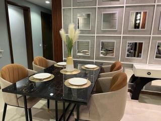 LMY Stays - Prestige Premium Gold Crest Signature Apartments DHA Phase 4 Lahore - Lahore - 4