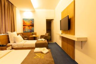 Mateus Hotel & pool - Jounieh - 5