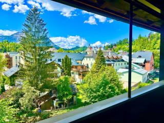 Miami Vice Appartement mit Balkon & Flussblick-Das Alpenzeit im Zentrum mit Parkplatz - 4