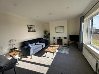 Modern Refurbished Claregalway Cottage - Sleeps 8 - Galway - 0