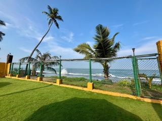 Hamilton Beach Villa - Uswetakeiyawa - 5