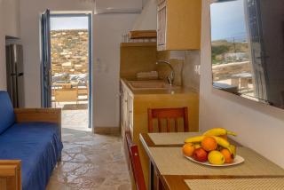 Epavlis Petrou Siwtou - Tinos - 1
