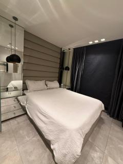 vip studio with prv jacuzzi 309 - Amman - 1