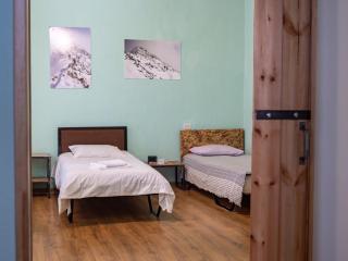 kutaisi base camp - Koetaisi - 9