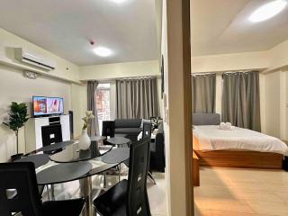 Twin Lakes Residences Taal Lake View - Laurel - 8