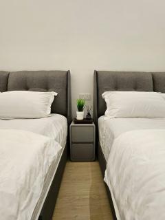 Designer house with cabin rooms - Gelang Patah - 2