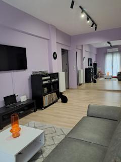 Colmena Arty Athens Apartment - Athene - 9
