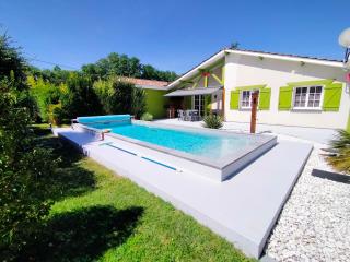 Maison 4 personnes avec piscine et espace bien-être partagés - Brach - 0