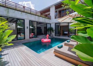 The Urban Retreat Seminyak Private Villas with Pool and Butler for Families and Groups - 0