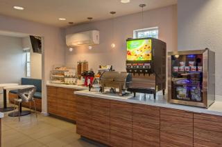 Best Western Plus Executive Suites - Redwood City - 4