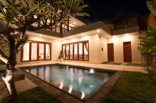 NEW! 3BDR HnRR Villa Umalas - Kerobokan - 8