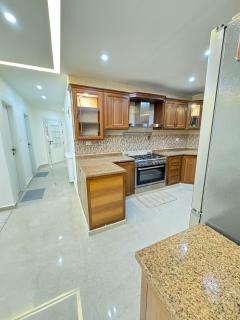 Gather 'n' Gab Gateway 3 bedroom family apartment - Amman - 5