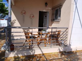 Vasiliki's Apartment B - - 8