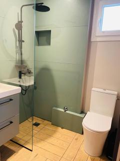 Stylish studio! - Larisa - 5