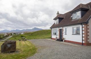 Quiraing Cottage - Portree - 0