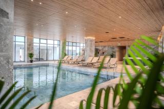 Rayan Apartment in Odyssey Spa Pool & Fitness-parking - Mamaia - 0