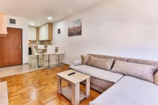 Montesun Dario Apartments - Budva - 9
