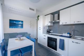 FronteMare Apartment - 5 MinWalk from the beach & Terrace - Monopoli - 9