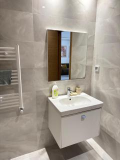 Appartement moderne à l Aouina avec WiFi parking et proche aéroport Tunis Carthage - Ariana - 2