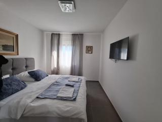 Apartment Pervan by the beach 2 bedrooms - Jezera - 8