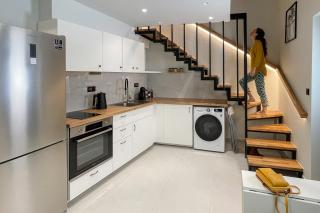 LOFTaki - Petite house next to Koum Kapi beach - 9