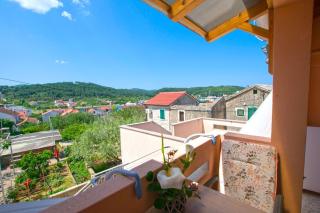 Apartment Neno - Sutomišćica - 4