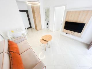 Luxury apartment FREE WIFI - Golem - 1