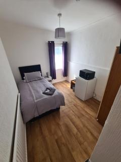 Tredegar Arms Budget Guesthouse For Walkers/Cyclists/Contractors/Traveler - Merthyr Tydfil - 3