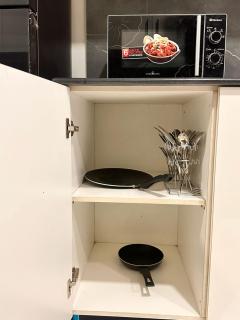 Modern 2BR Central Apartment Lahore Zameen Opal - Lahore - 5