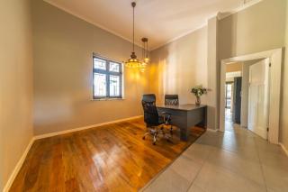Room 3 - LEO Sky Guest House - Simondium - 4