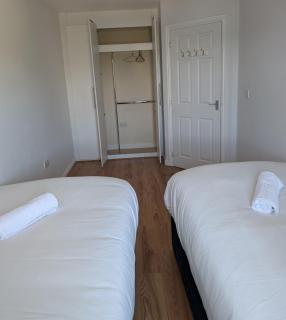 Enbrook Luxury Lodge with Garage and Driveway - - 3