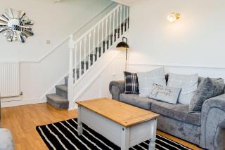 Modern and Spacious 4 Bedroom Home in Ipswich - 5