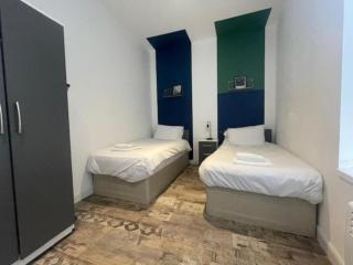 3BR Ensuite Apt with Parking - Ideal for long-Stays - 9