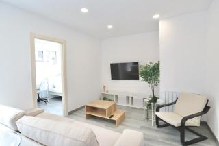 Notel Club - Amplio apartamento en Santander - Coslada - 0
