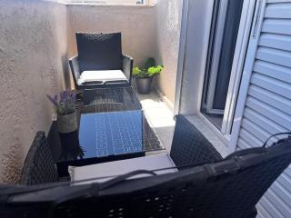 Apartment with roof garden - 1