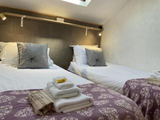 The Hutchinson Apartments - 5