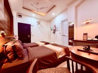 Rest Inn Hotel - Jāmb - 4