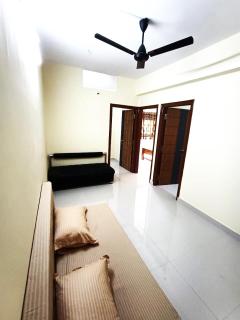Shubham Suites & Party Hall - Hubli - 3