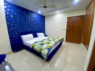 laxurey apartment - Rawalpindi - 1