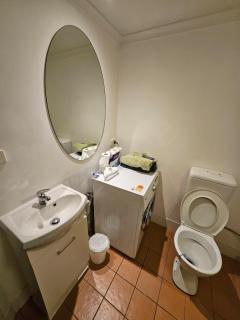 convenient spot in the city - - 6