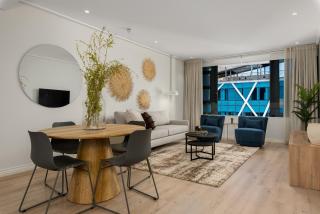 Luxury 16 on Bree Apartments - 5