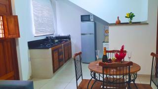 RES FLATS ANGELIM I - 2 QUARTOS com AR, CENTRO - 1