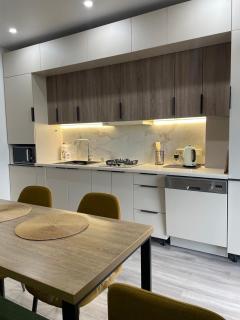 Tree of Life Studio Apartment in the Citi Centr - Ivano-Frankivsk - 3