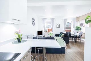 Premier Suites Liverpool Street 2 Bed Apartment Super Central - Londra - 0