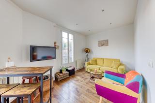 Le Sympathique - Metro 7 à 4 minutes - Direction Paris - 4