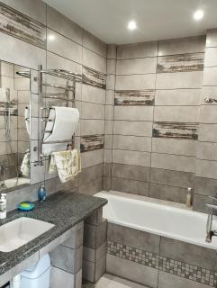 Автовокзал Макдональдс ПортCity - Lutsk - 1