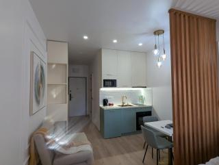 White Tower Apartments - Batumi - 8